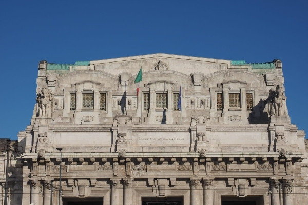 Milan train station